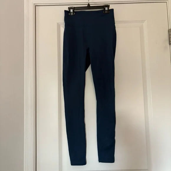 Fabletics Women’s Trinity Motion365 High-Waisted Leggings - Picture 4 of 9